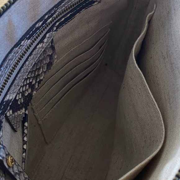 India Hicks Snakeskin clutch in ECU - Picture 7 of 13